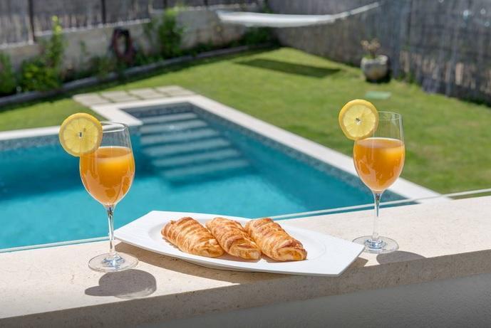 שיבניק Luxury Apartment With Private Heated Pool מראה חיצוני תמונה